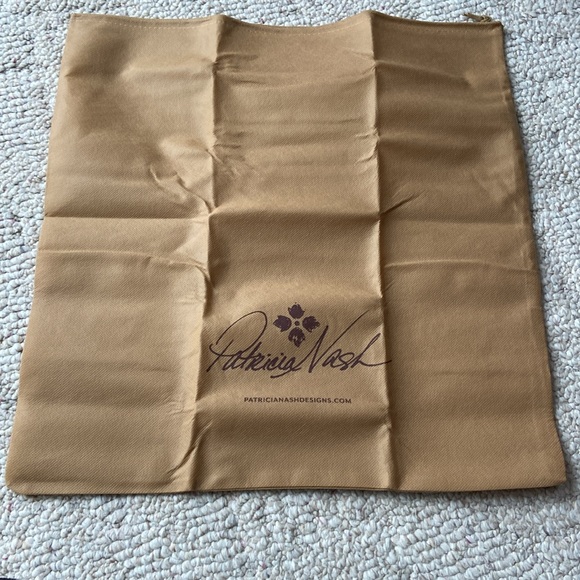 Patricia Nash Helmsley British Tan smooth leather satchel - Picture 13 of 13